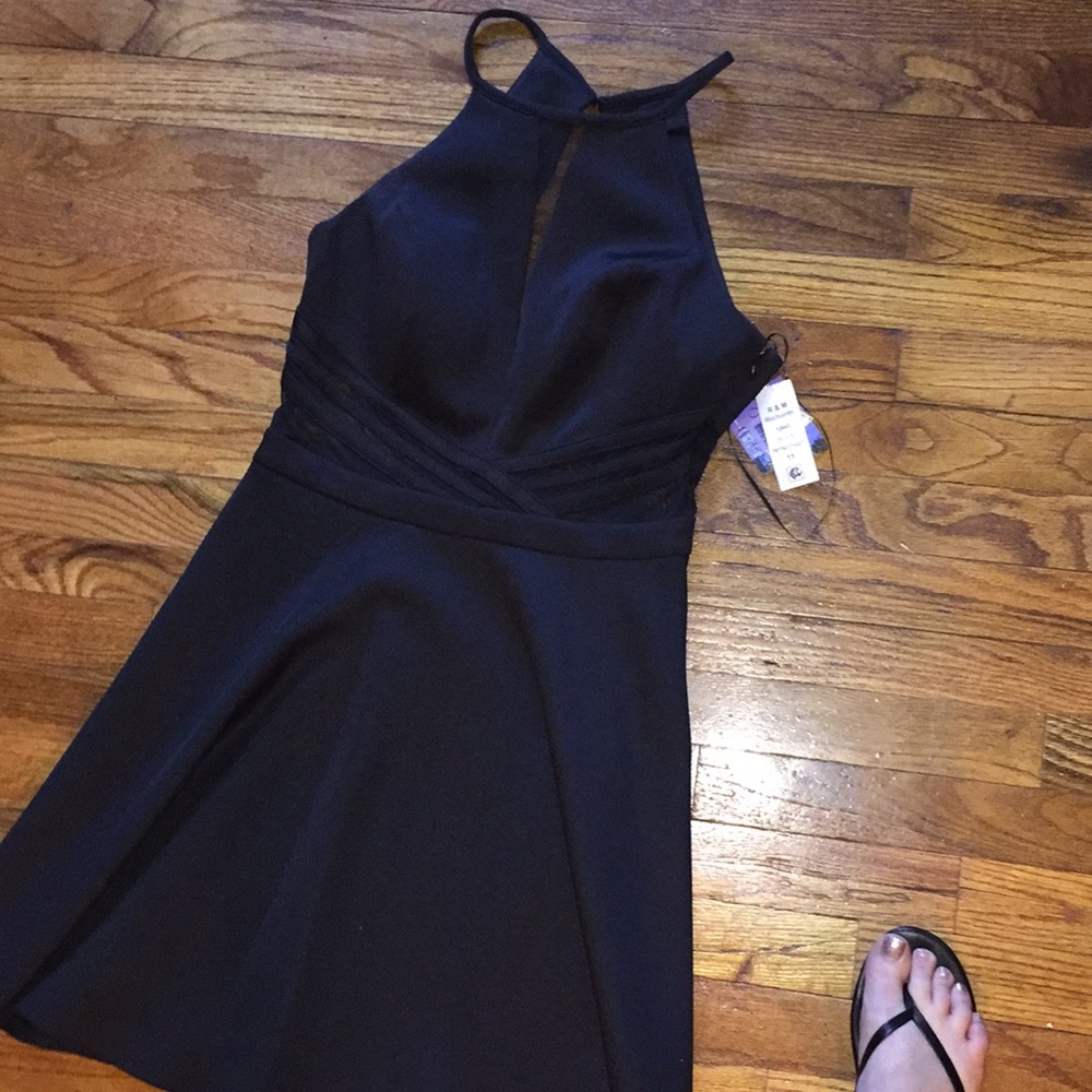 Morgan &co high neck mini dress